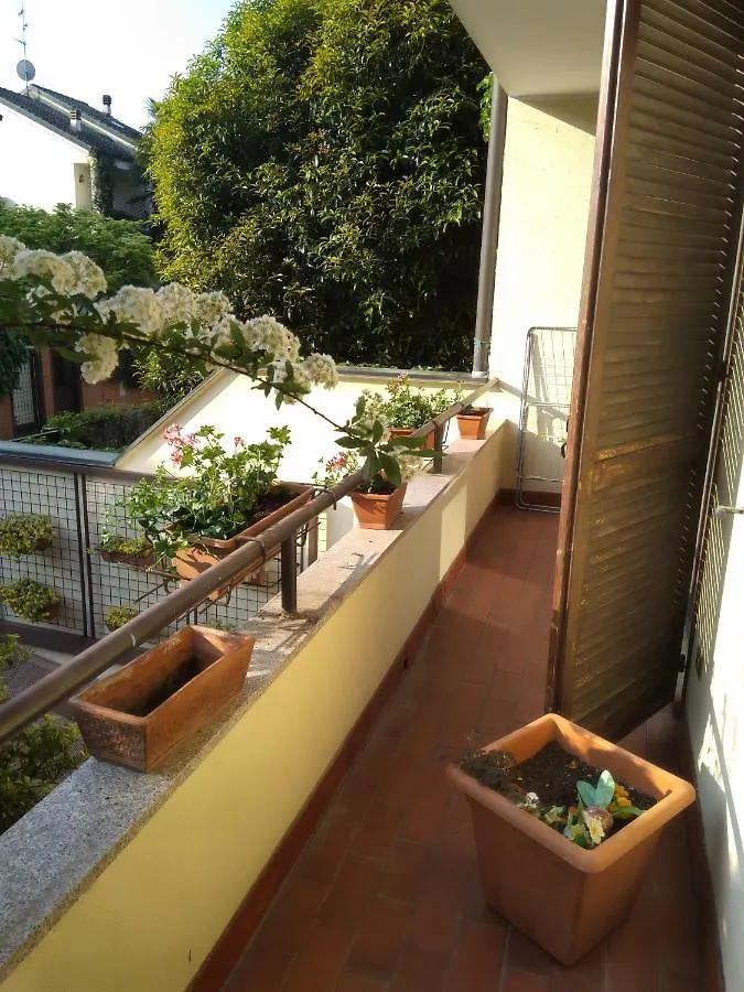 B&B Il Glicine di Basiglio 0*,